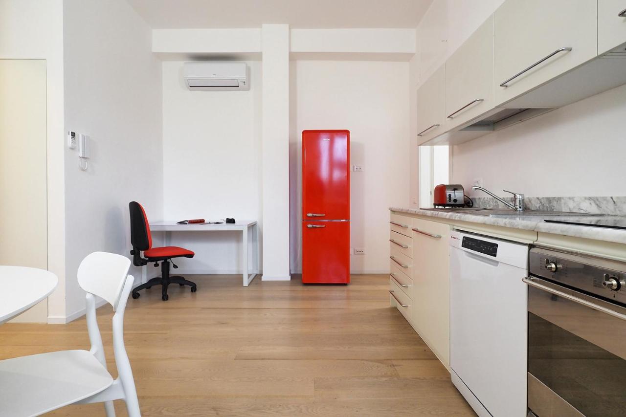 Contempora Apartments - Turati 3 One Bedroom Apartment Milan Bagian luar foto